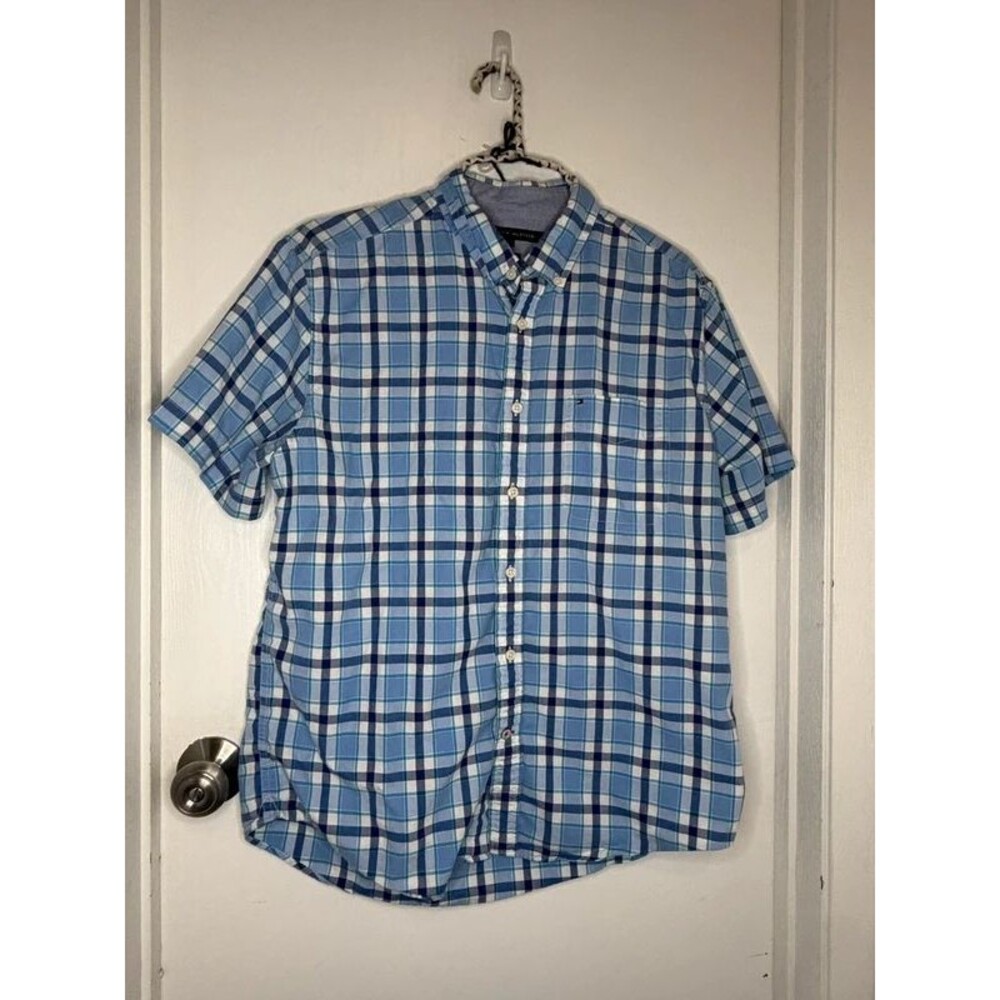 Tommy Hilfiger Men's Classic Fit Short Sleeve Plaid Button Down Shirt Blue